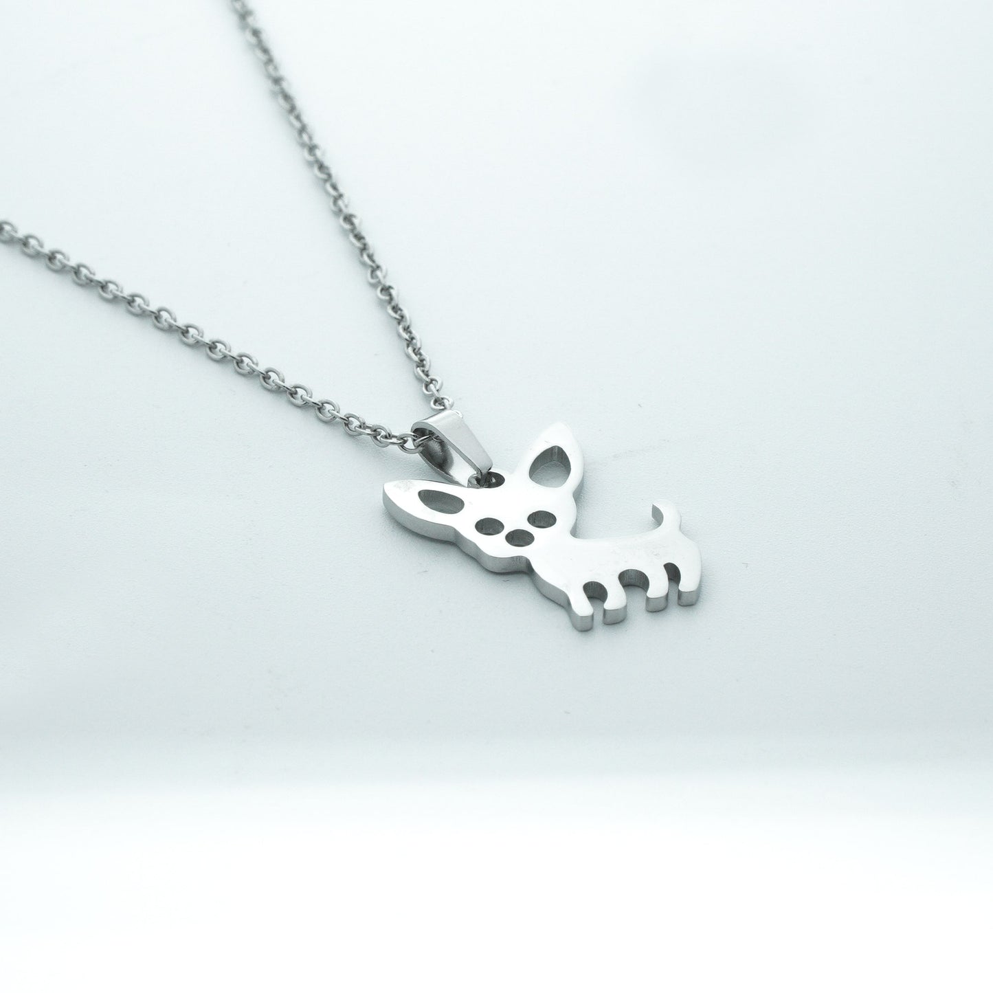 řetízek s přívěškem čivavy