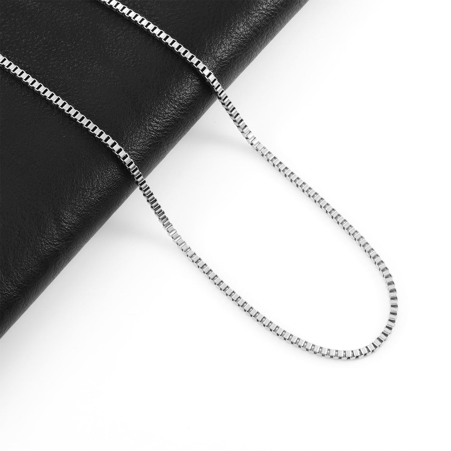 Jemný náhrdelník Ray