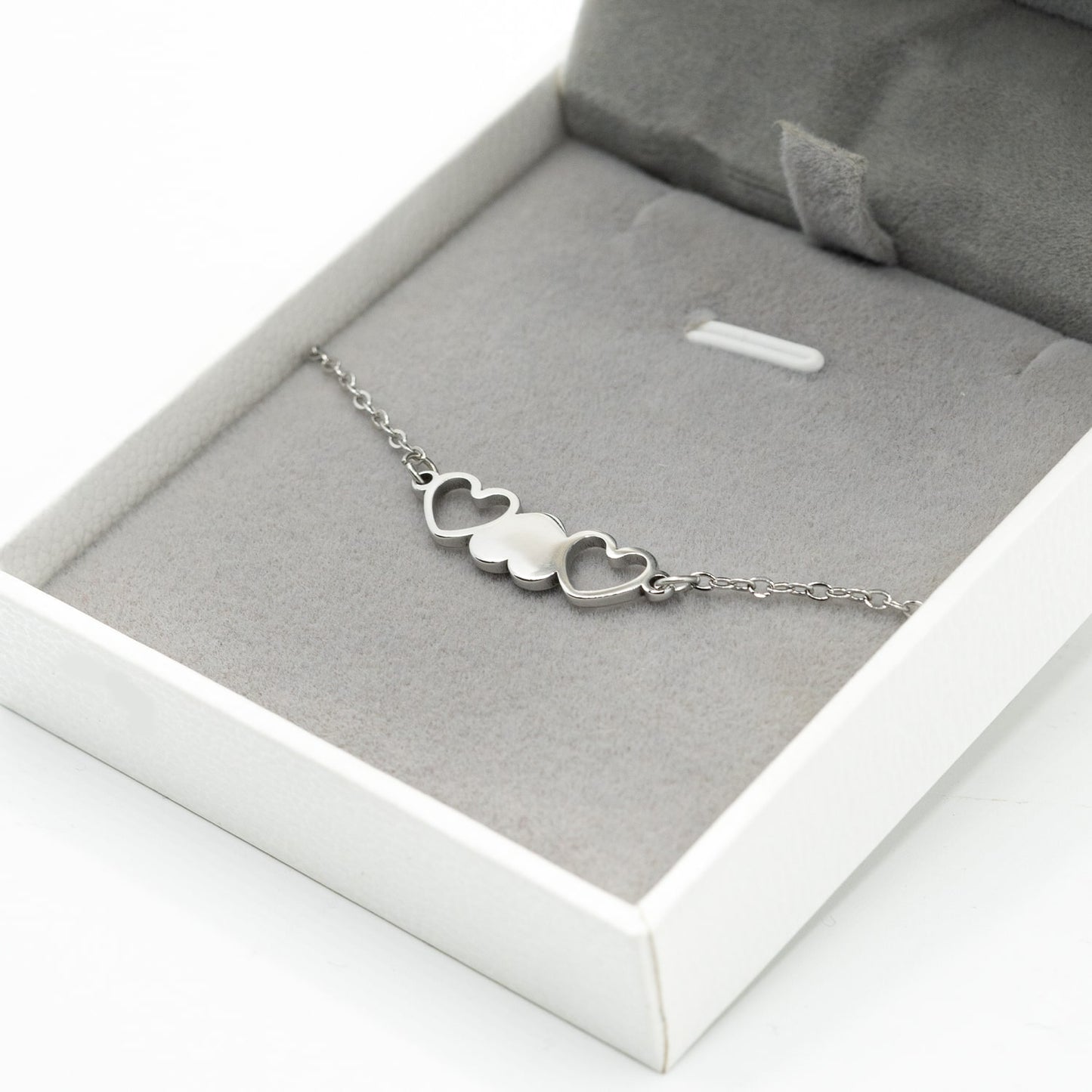 levny řetizek na kotník