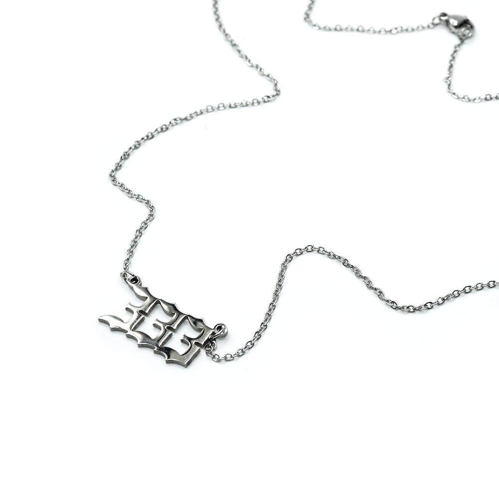 řetízek 333 ke štěstí