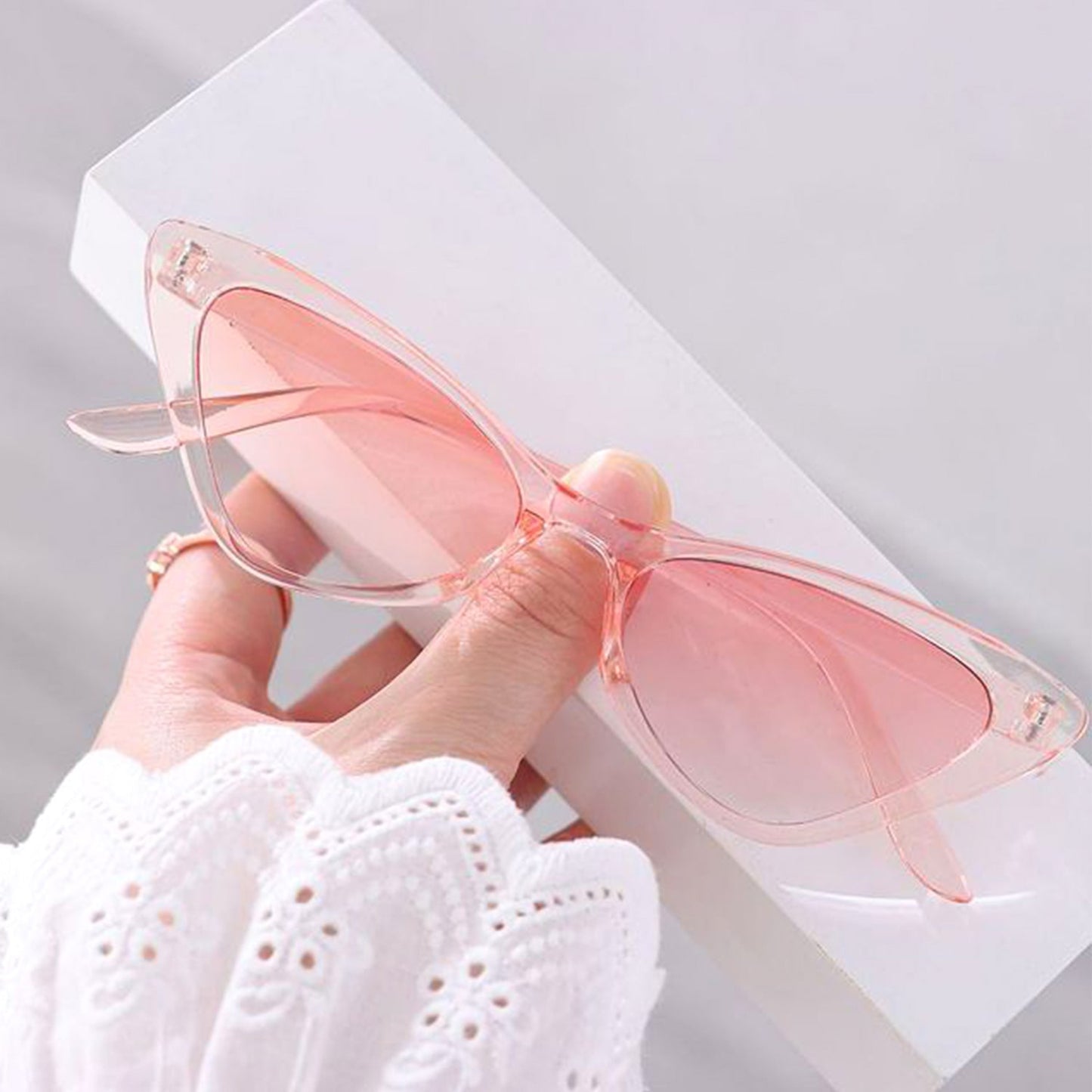 Stylové sluneční brýle