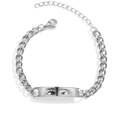 Náramek s očima vztah