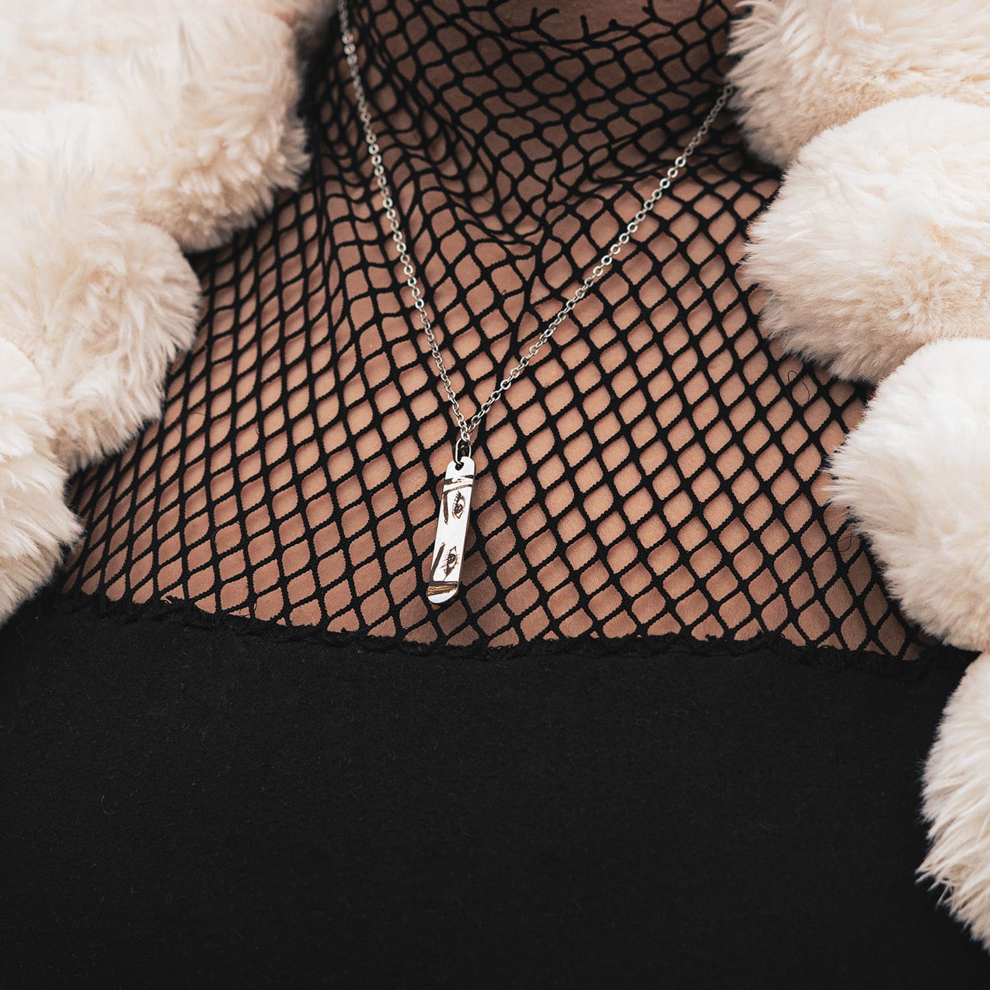 řetízek ocelový vylaserované oči