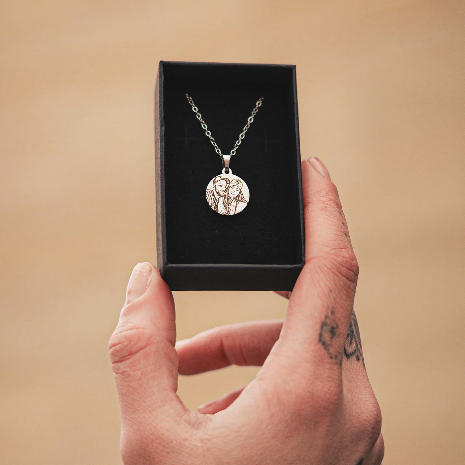 Řetízek s fotkou na výročí