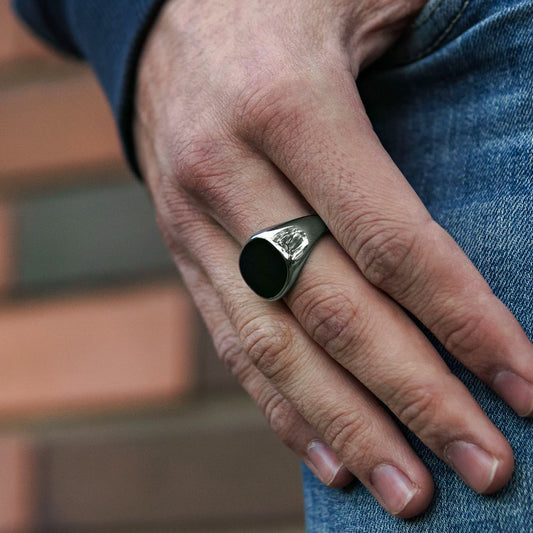 Stříbrný prsten s krystalem